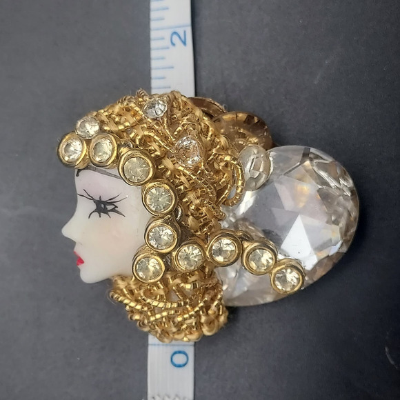 Rhinestone Egyptian Lady Head Brooch Handcrafted Artisan Linda Rosshirt - Picture 4 of 9
